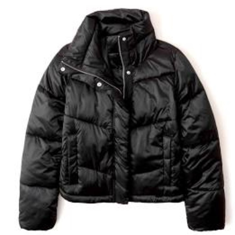 Abercrombie black satin mini puffer worn twice!